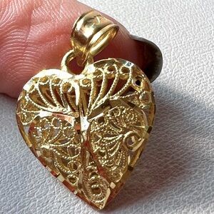 14K GOLD ORNATE LACE OPENWORK PUFFY HEART PENDANT NECKLACE LARGE BAIL HALLMARKED